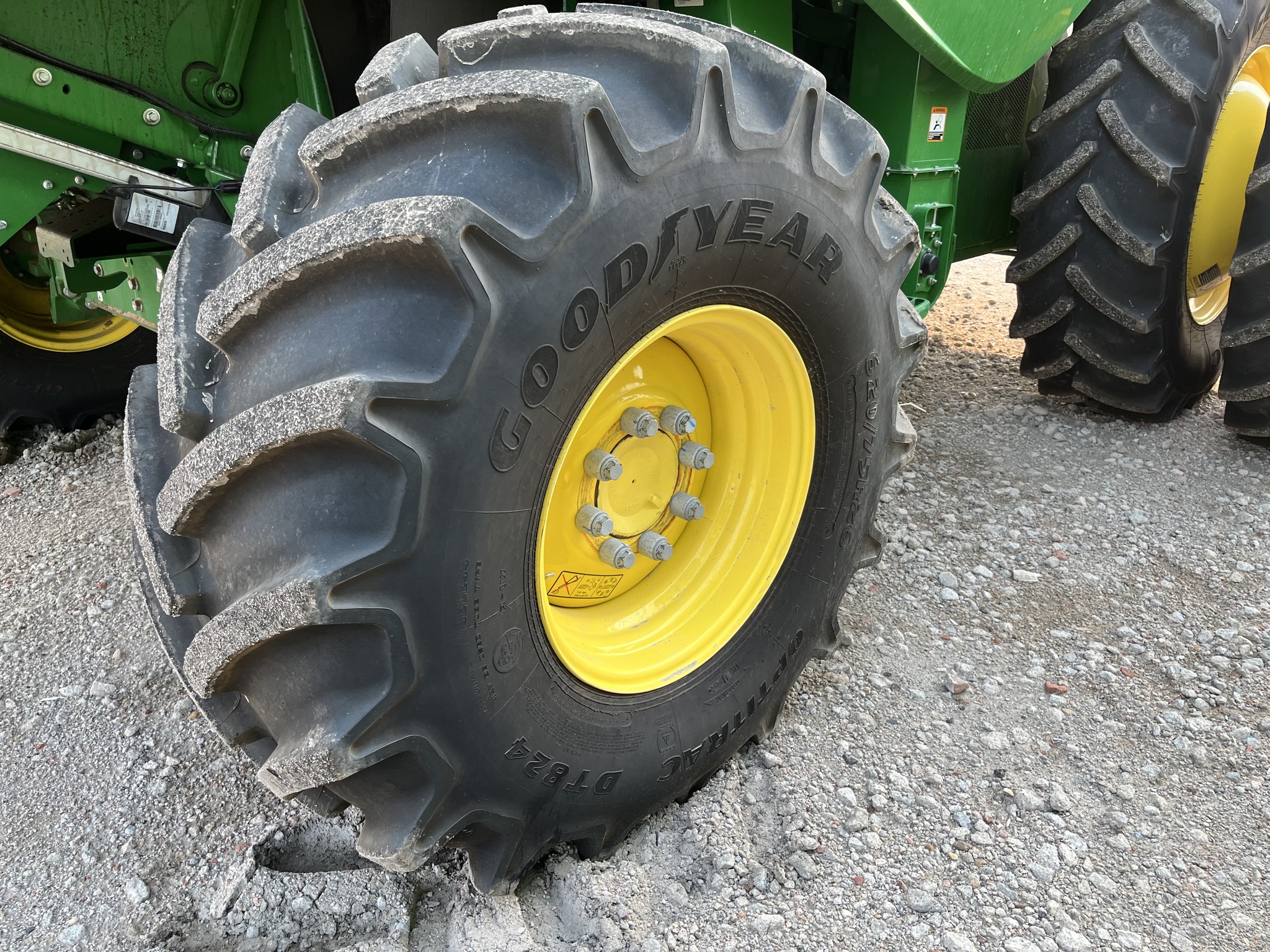 2024 John Deere S780 Image 6