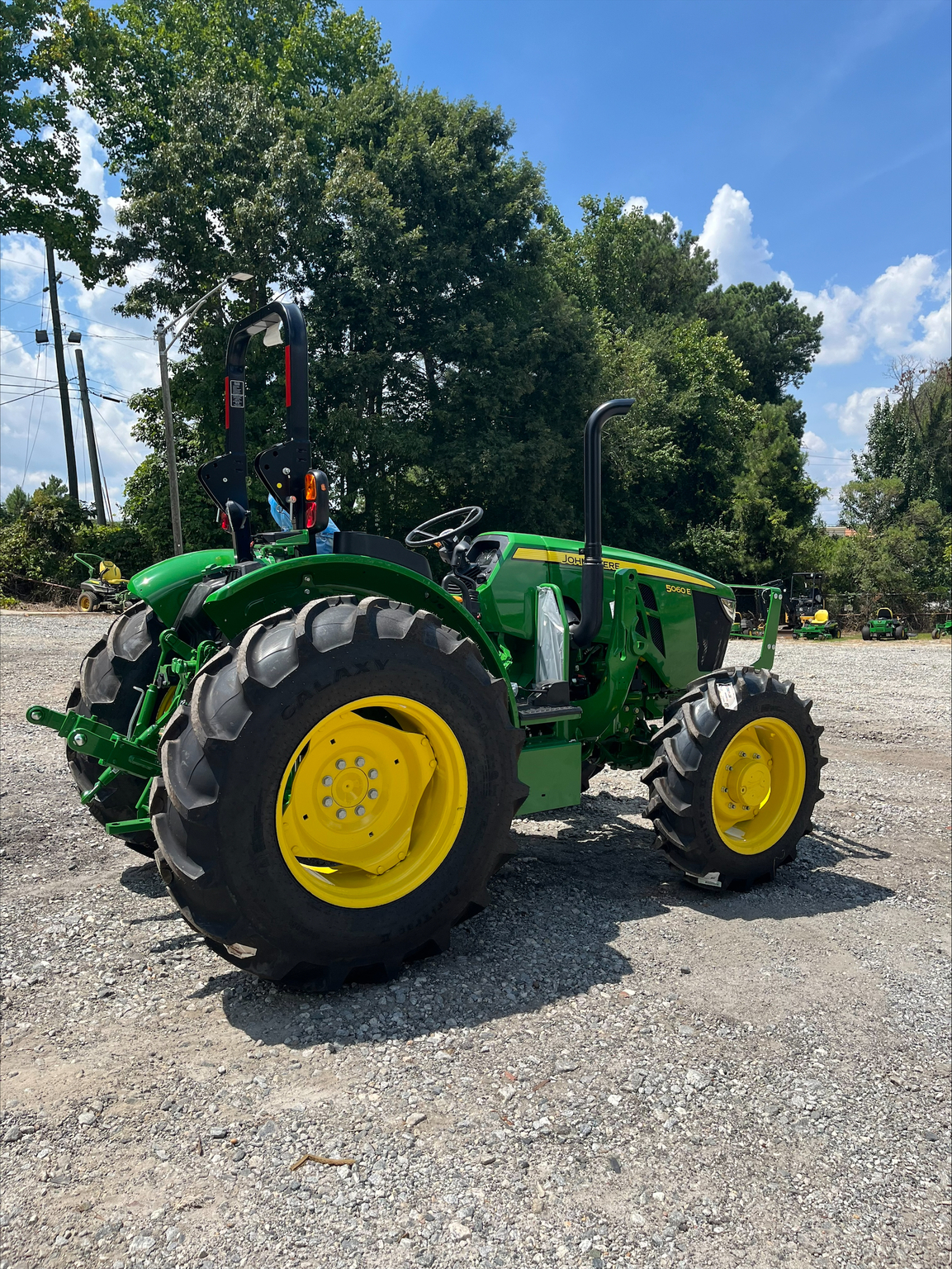 2024 John Deere 5060E Image 9