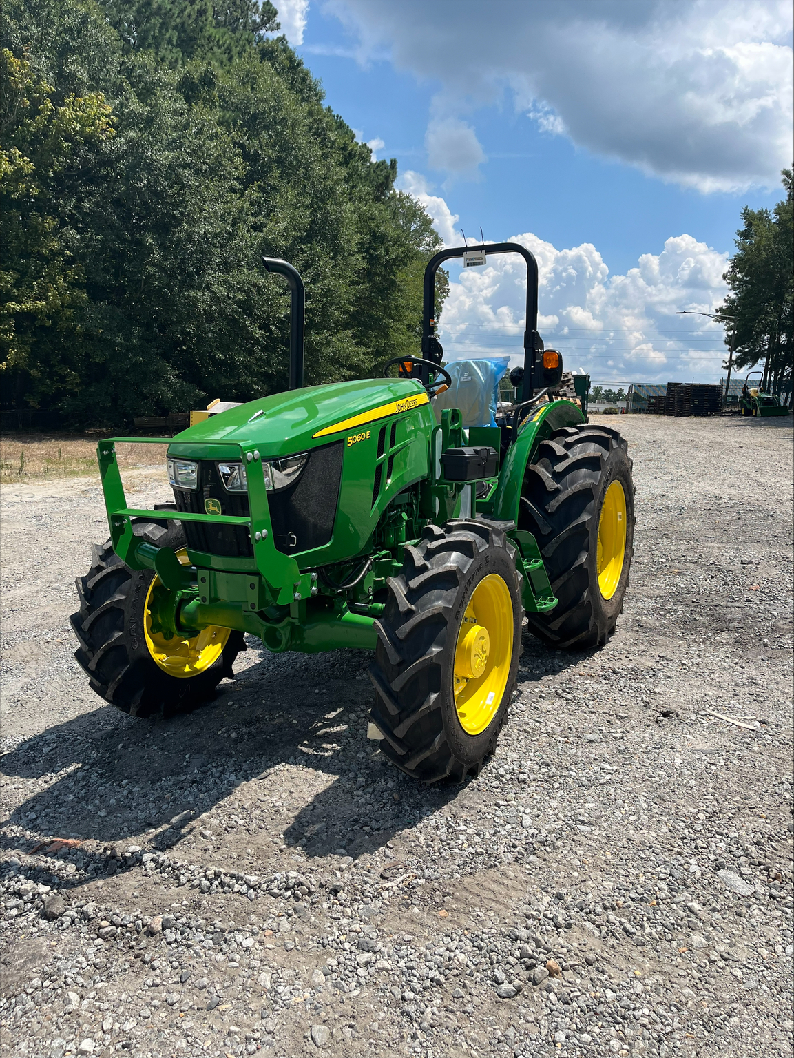 2024 John Deere 5060E Image 11