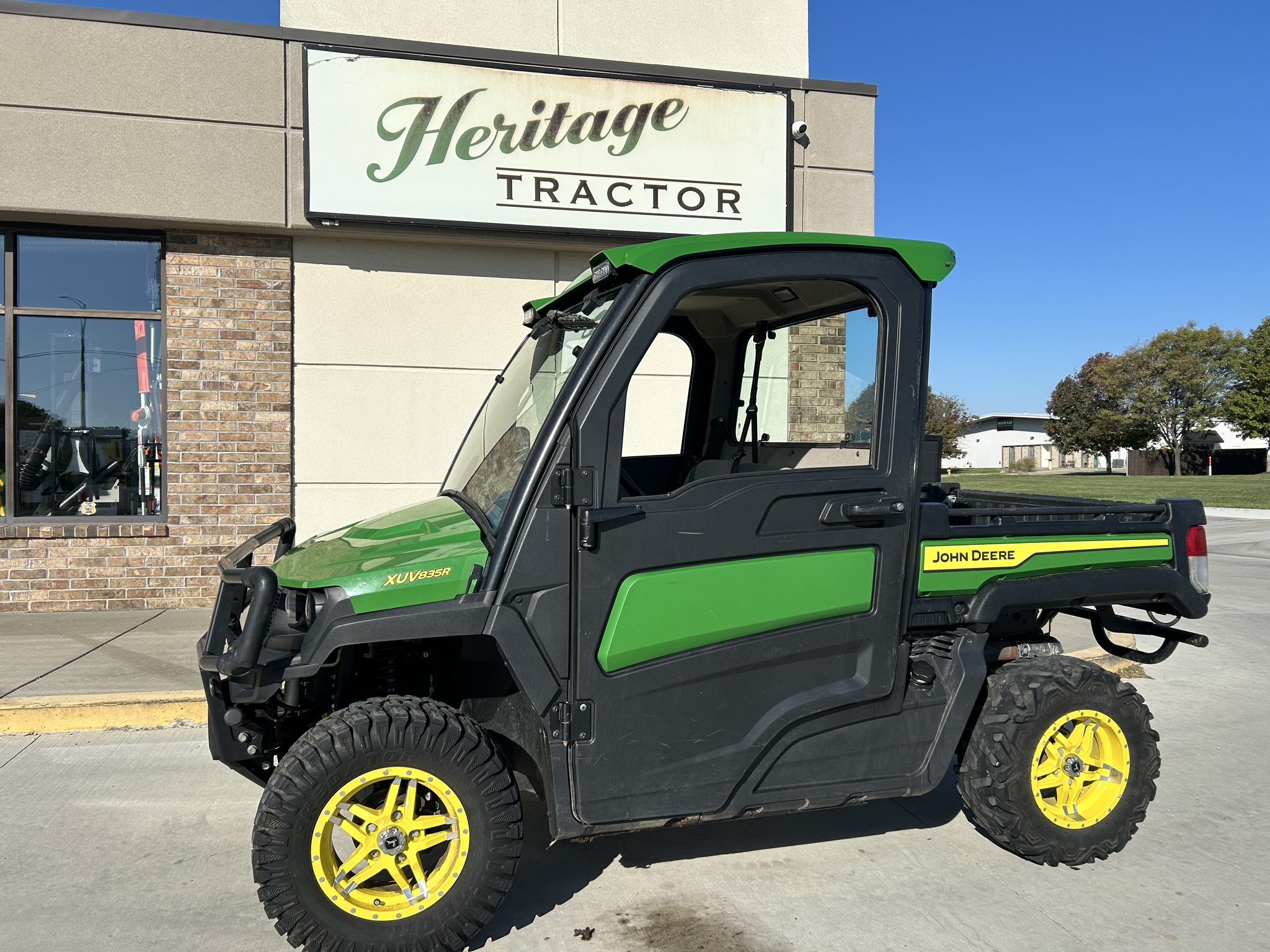  2022 John Deere XUV 835R at Heritage Tractor in Olathe, KS