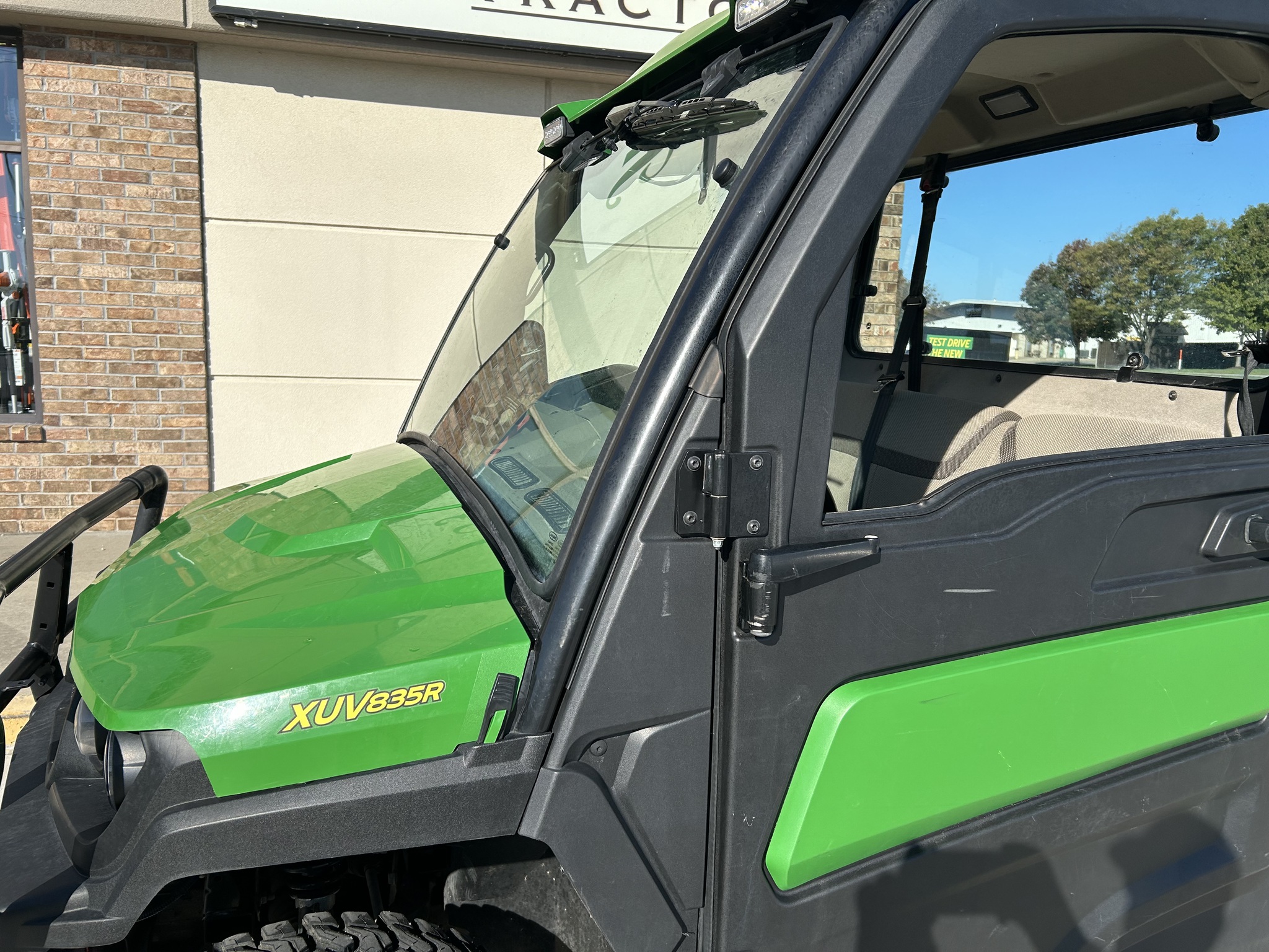  2022 John Deere XUV 835R at Heritage Tractor in Olathe, KS