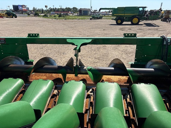 2021 John Deere C18R - Photo17