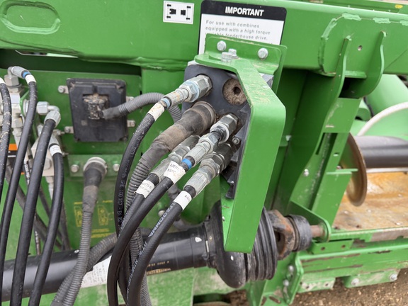 2021 John Deere C18R - Photo15