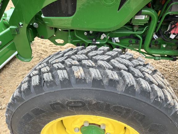 2024 John Deere 4066R - Photo11