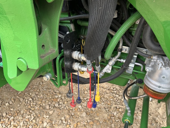 2024 John Deere 4066R - Photo24