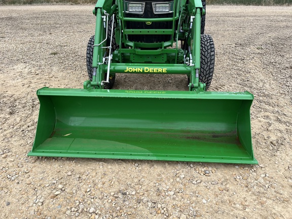 2024 John Deere 4066R - Photo34