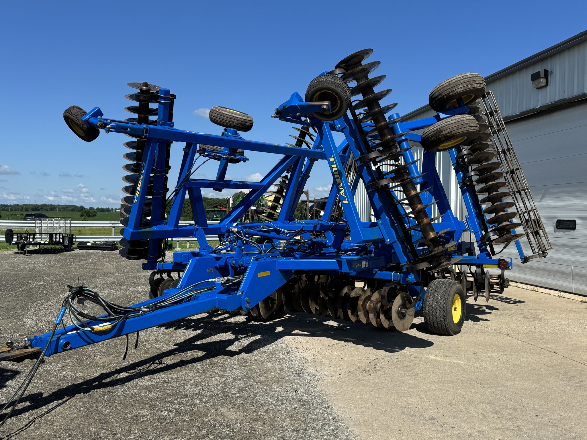 2015 Landoll 7431-33 Image 2