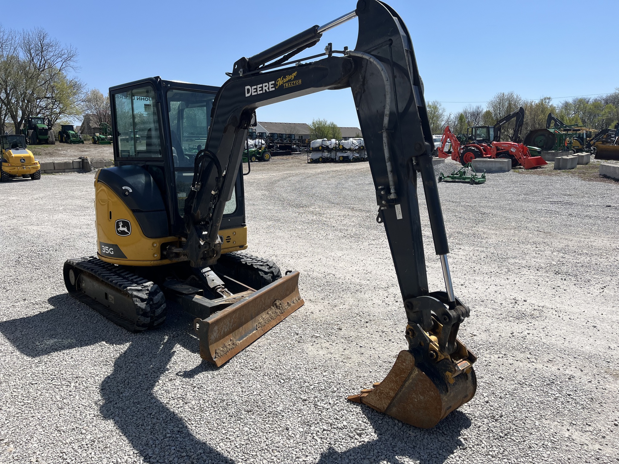  2023 John Deere 35G at Heritage Tractor in Smithville, MO