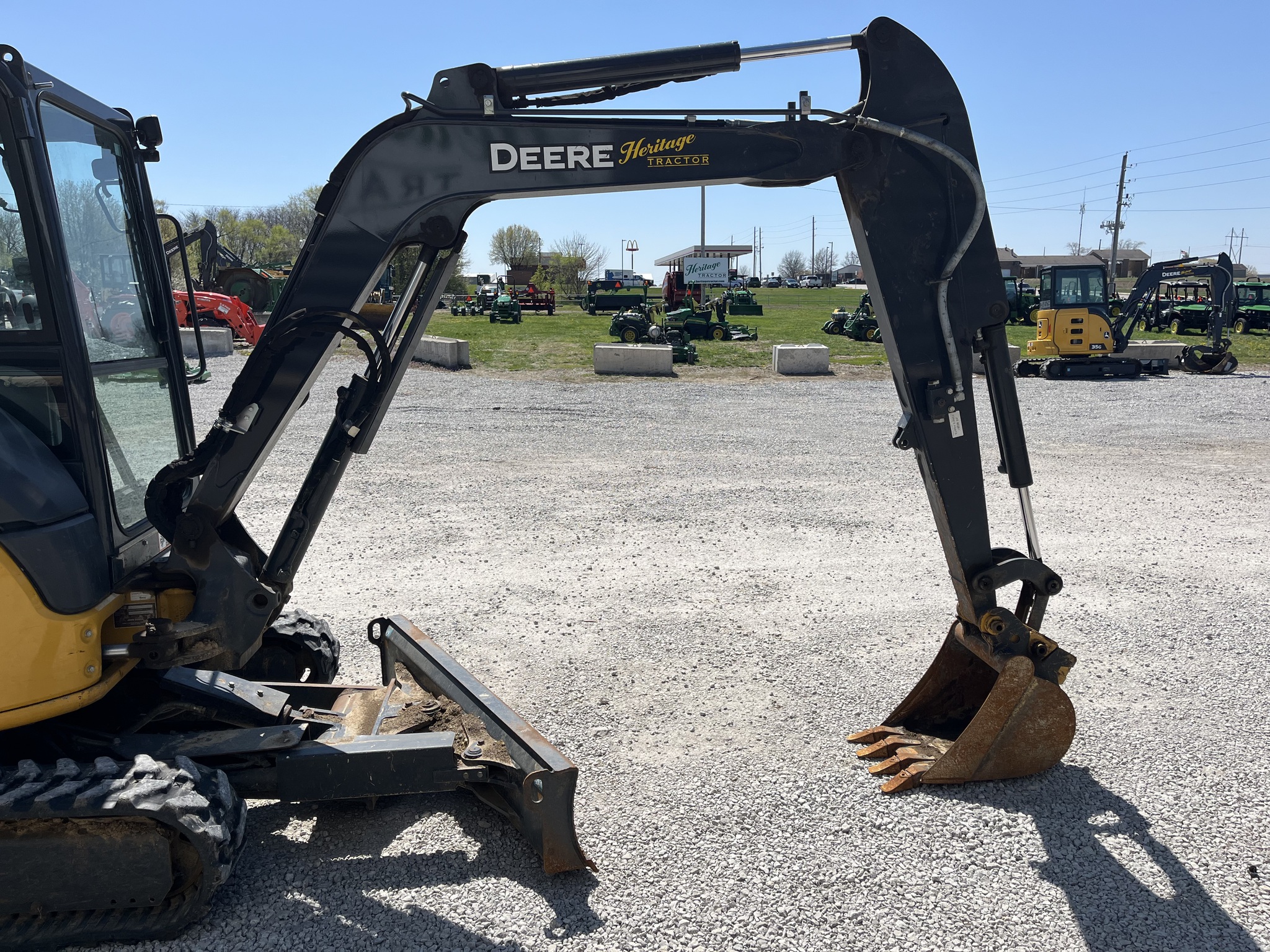  2023 John Deere 35G at Heritage Tractor in Smithville, MO