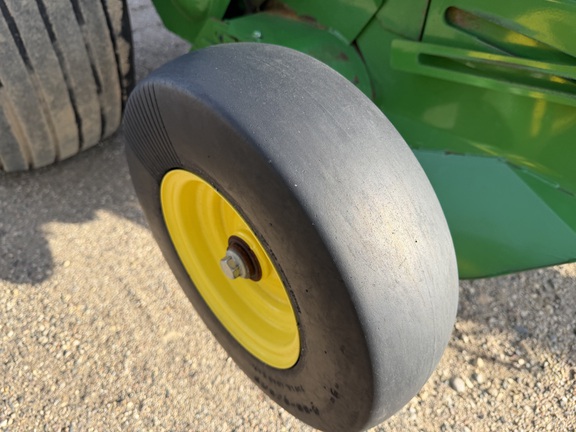 2023 John Deere 560M - Photo9
