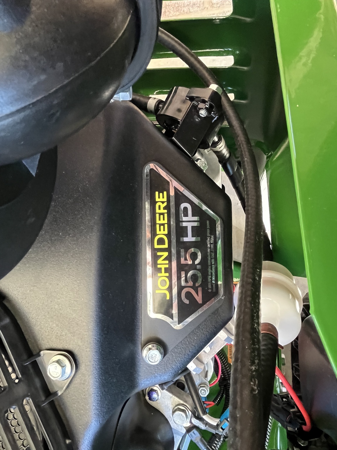 2025 John Deere Z930M Image 5