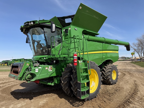 2023 John Deere S780 - Photo7
