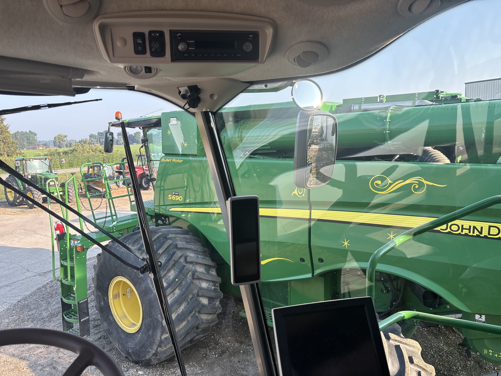2021 John Deere S760 Image 5
