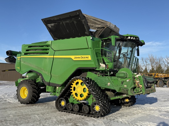  John Deere X9 1000