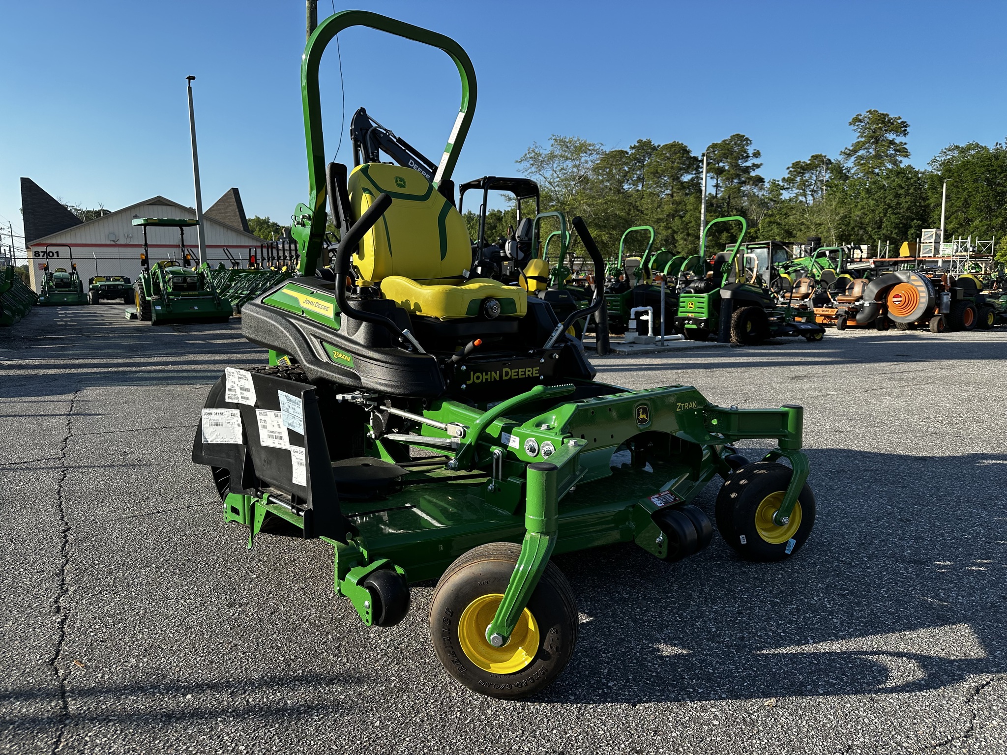 2025 John Deere Z960M Image 1
