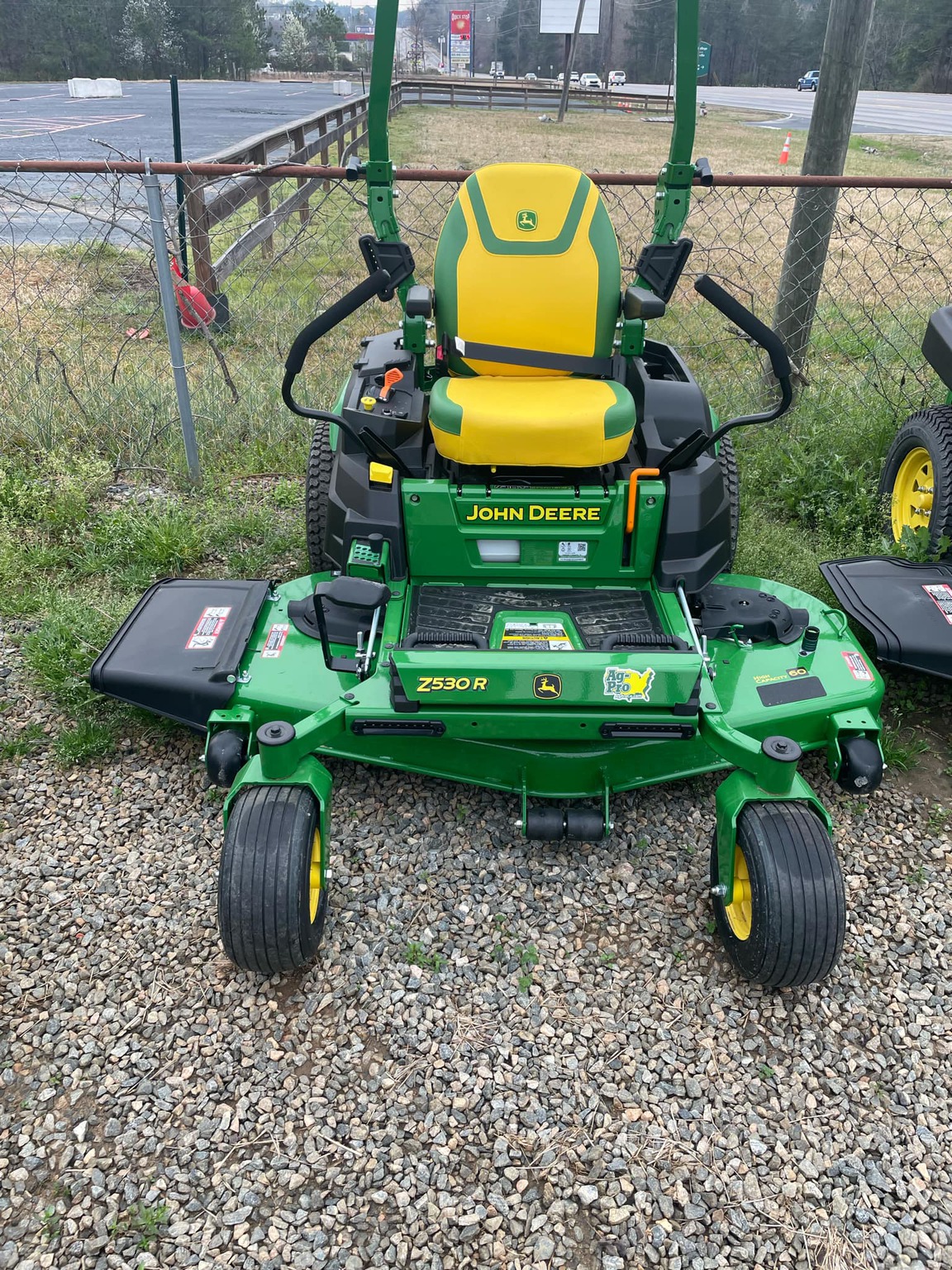 2025 John Deere Z530R Image 1