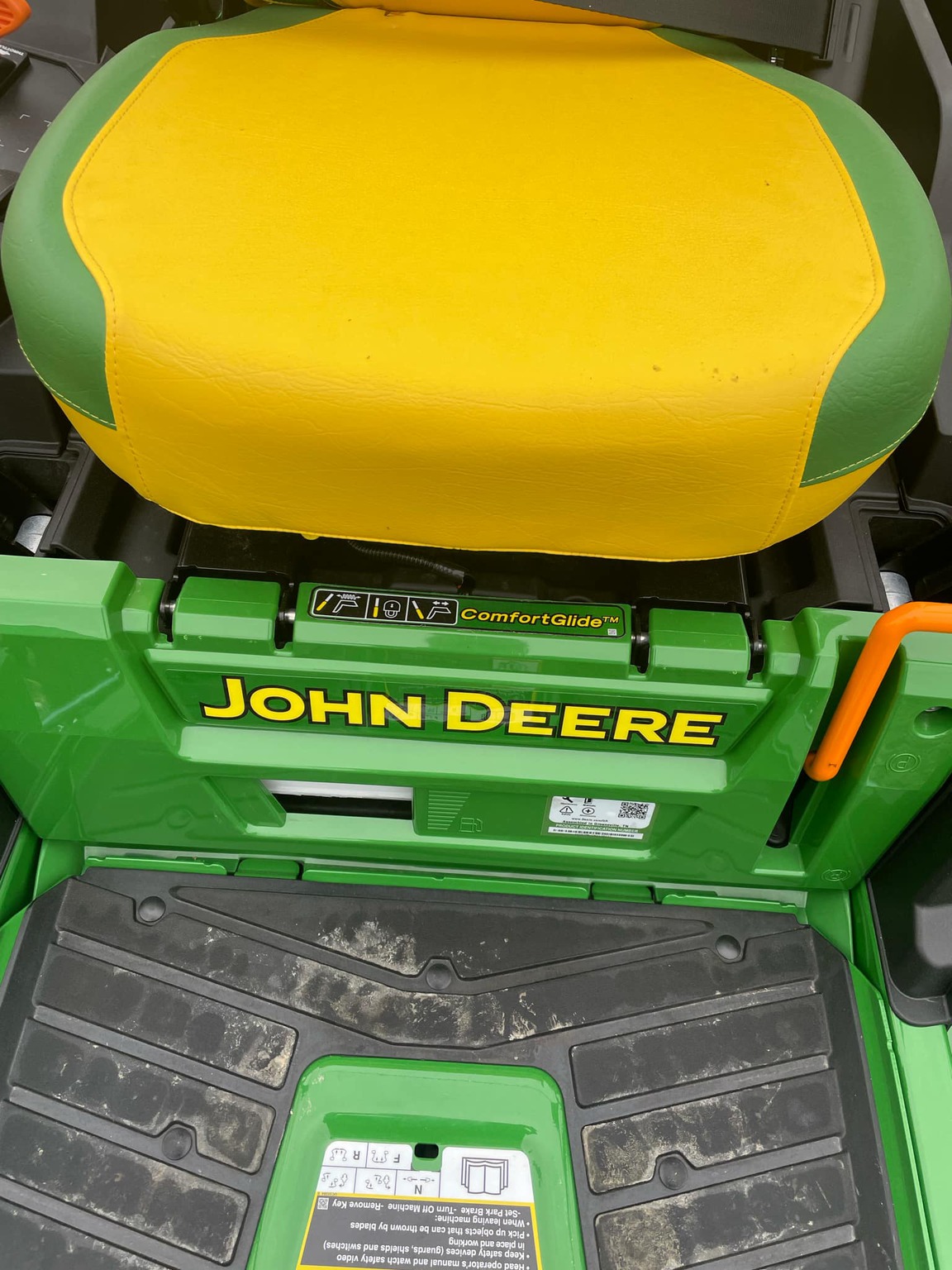 2025 John Deere Z530R Image 3