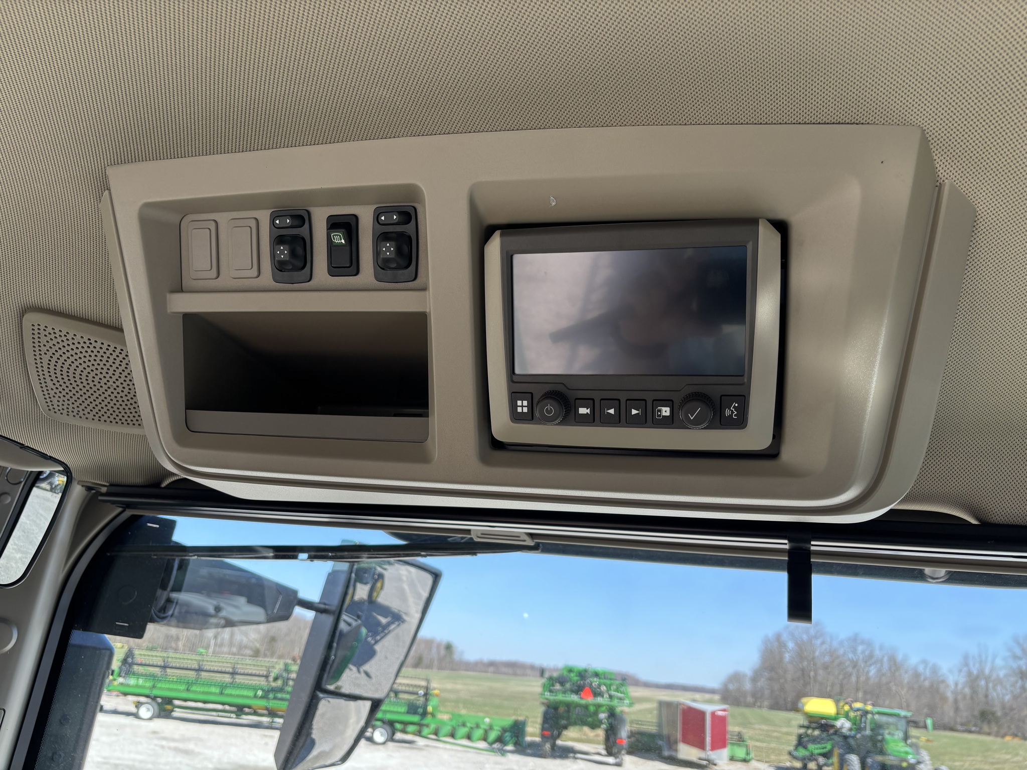 Used 2024 John Deere 9R 440 Articulated 4WD Tractors at Koenig Equipment in Greensburg, IN - PhotoXL6