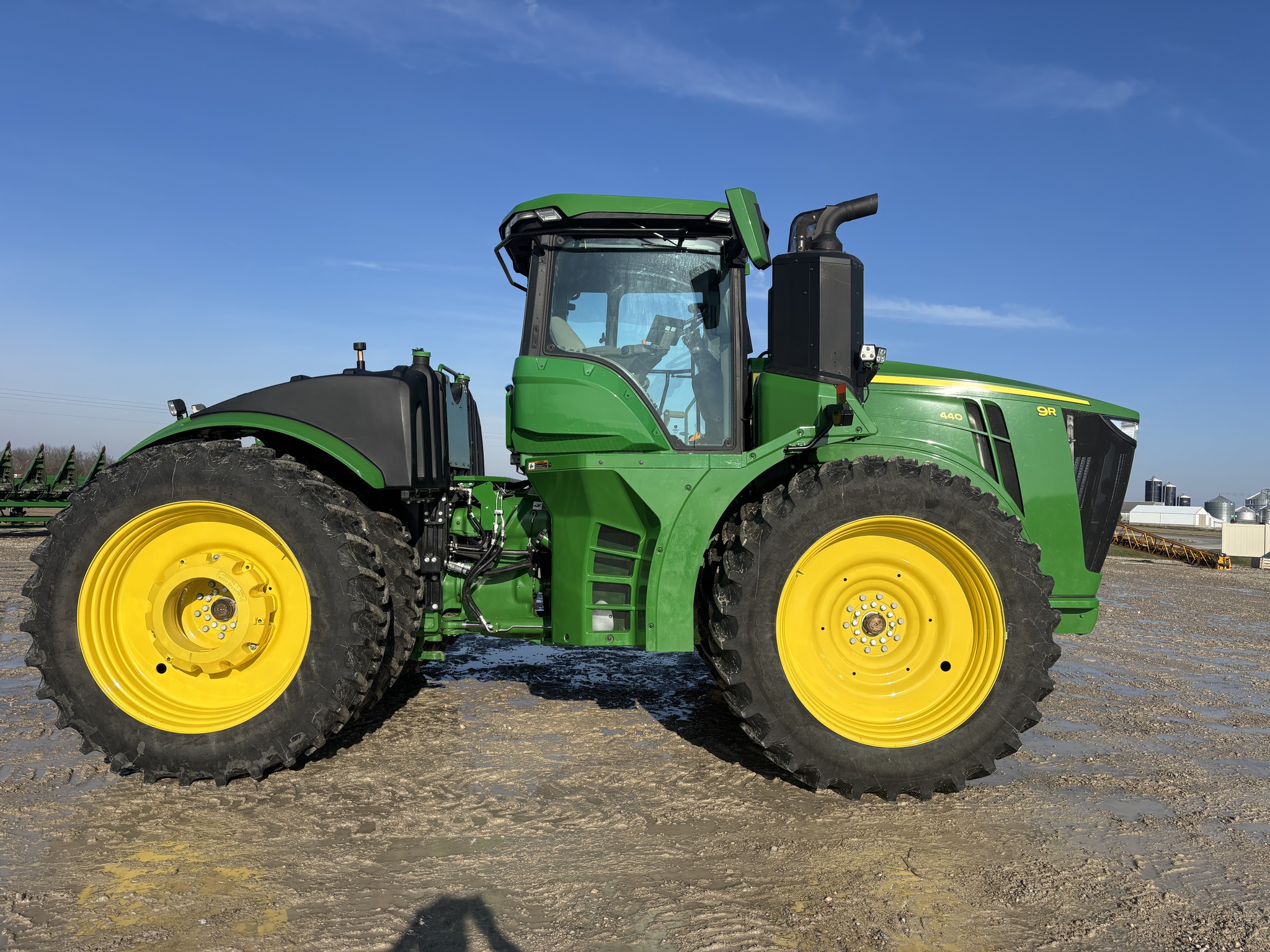 Used 2024 John Deere 9R 440 Articulated 4WD Tractors at Koenig Equipment in Greensburg, IN - PhotoXL2