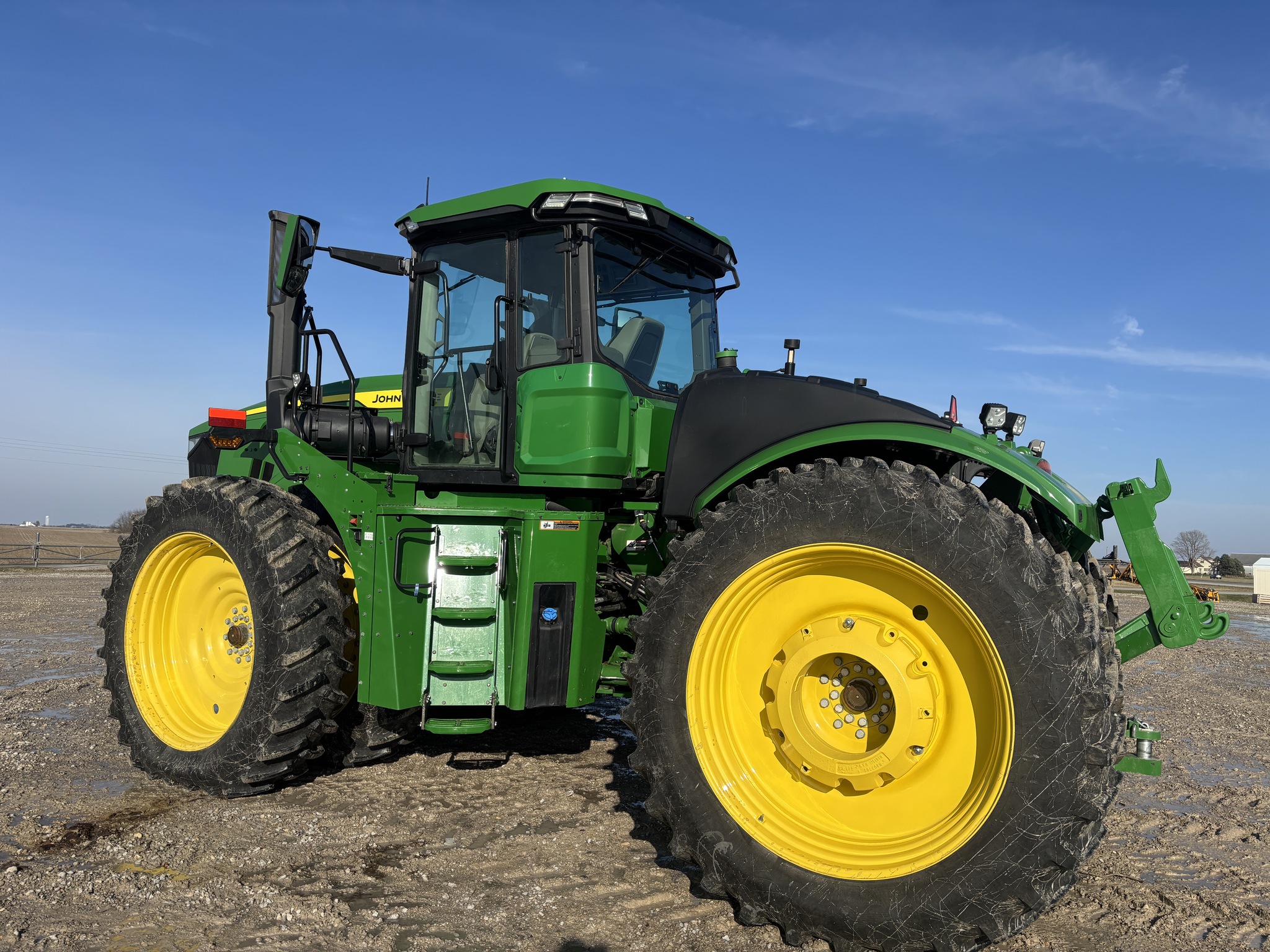 Used 2024 John Deere 9R 440 Articulated 4WD Tractors at Koenig Equipment in Greensburg, IN - PhotoXL6