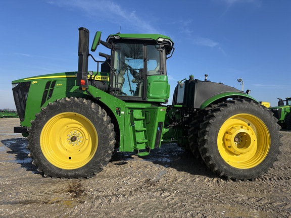 Used 2024 John Deere 9R 440 Articulated 4WD Tractors at Koenig Equipment in Greensburg, IN - Photo5