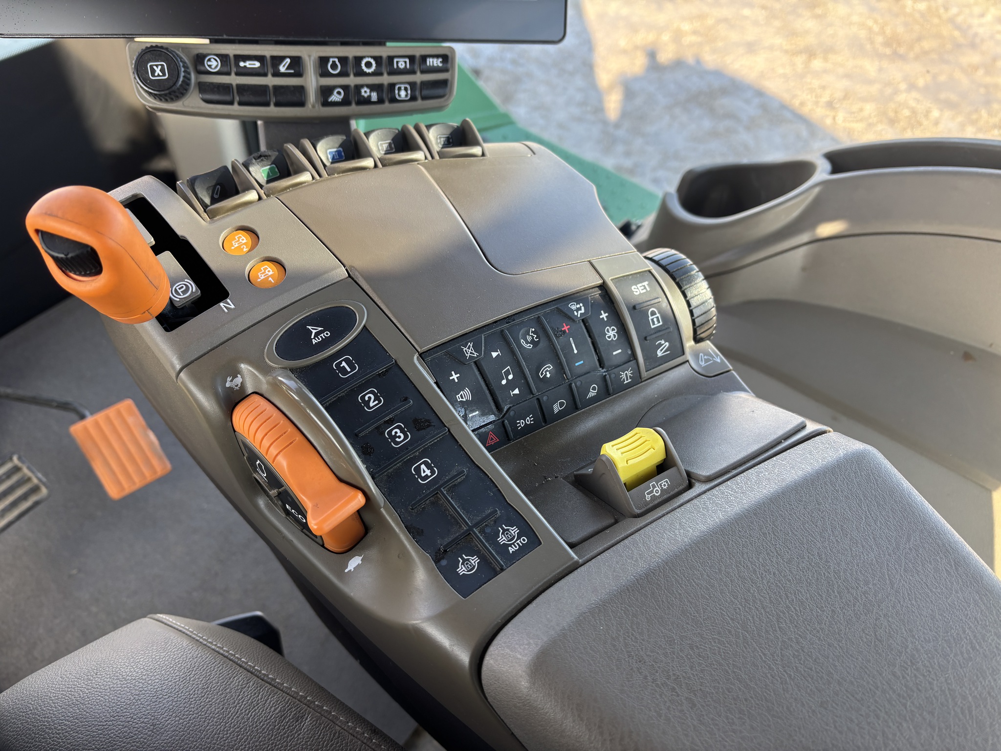 Used 2024 John Deere 9R 440 Articulated 4WD Tractors at Koenig Equipment in Greensburg, IN - PhotoXL23