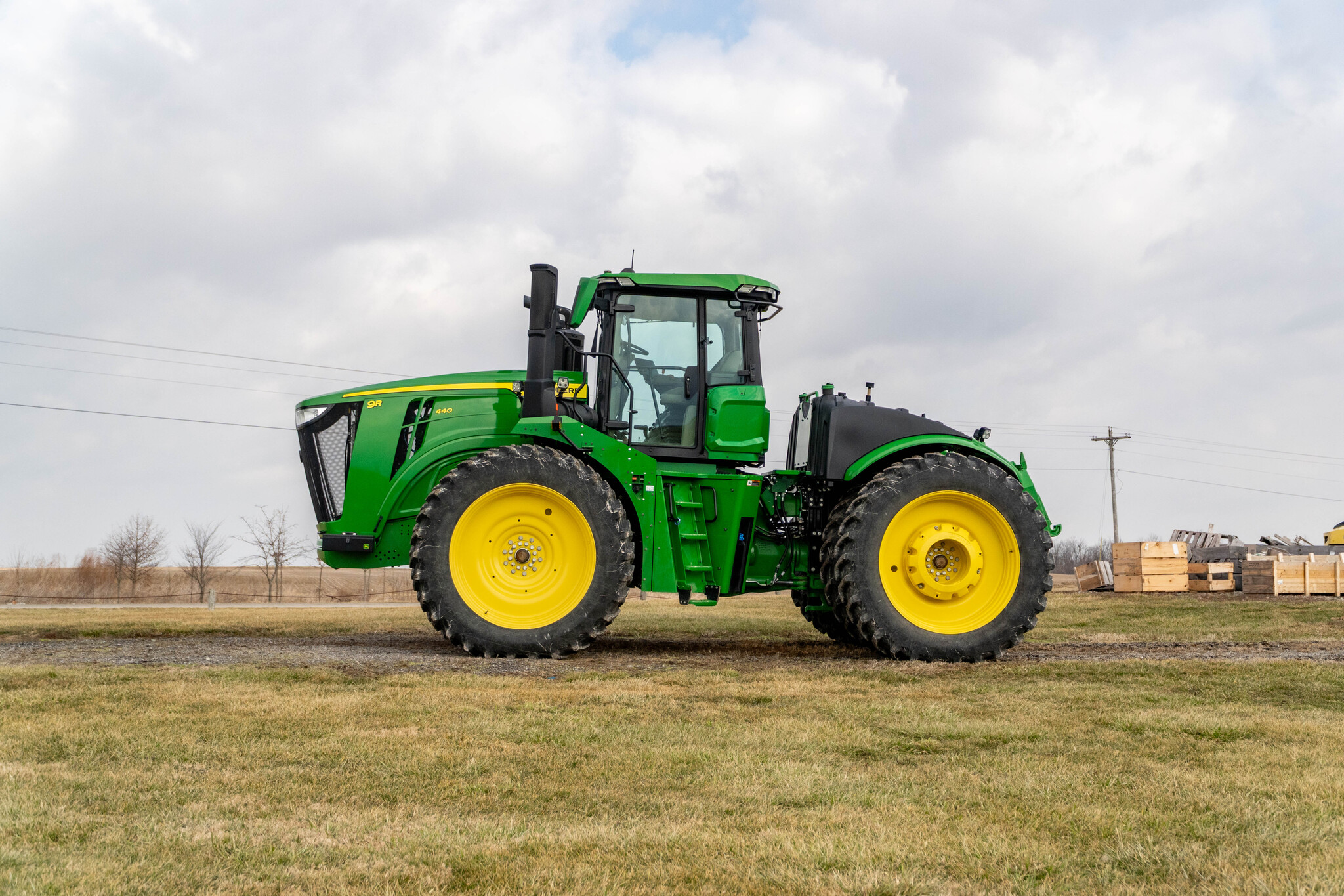 Used 2024 John Deere 9R 440 Articulated 4WD Tractors at Koenig Equipment in Greensburg, IN - PhotoXL1