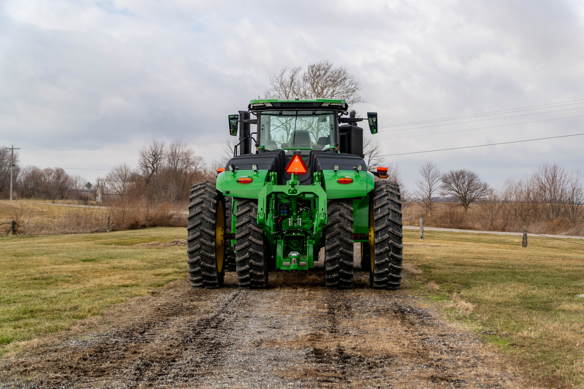 Used 2024 John Deere 9R 440 Articulated 4WD Tractors at Koenig Equipment in Greensburg, IN - PhotoXL3