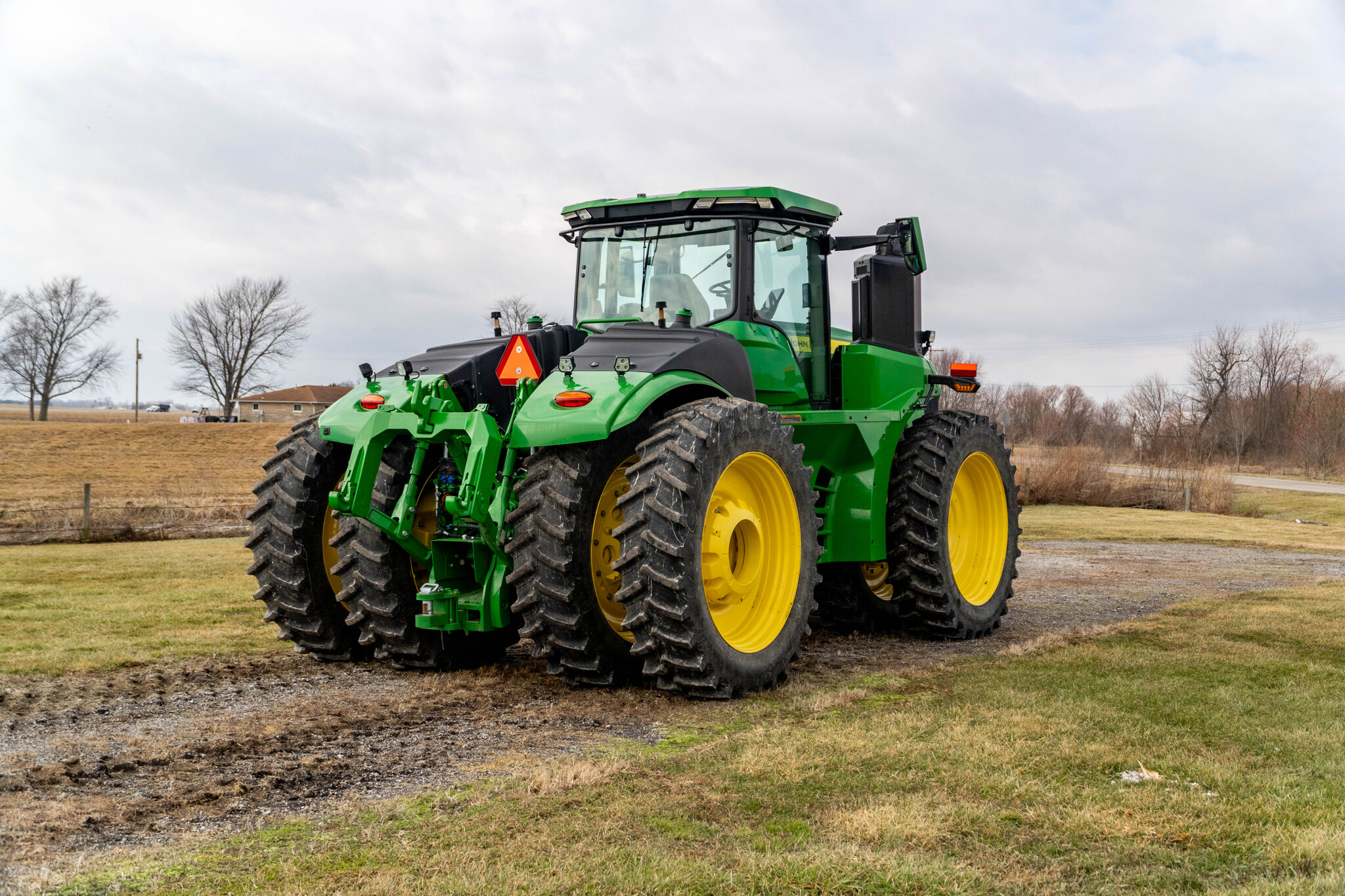 Used 2024 John Deere 9R 440 Articulated 4WD Tractors at Koenig Equipment in Greensburg, IN - PhotoXL4