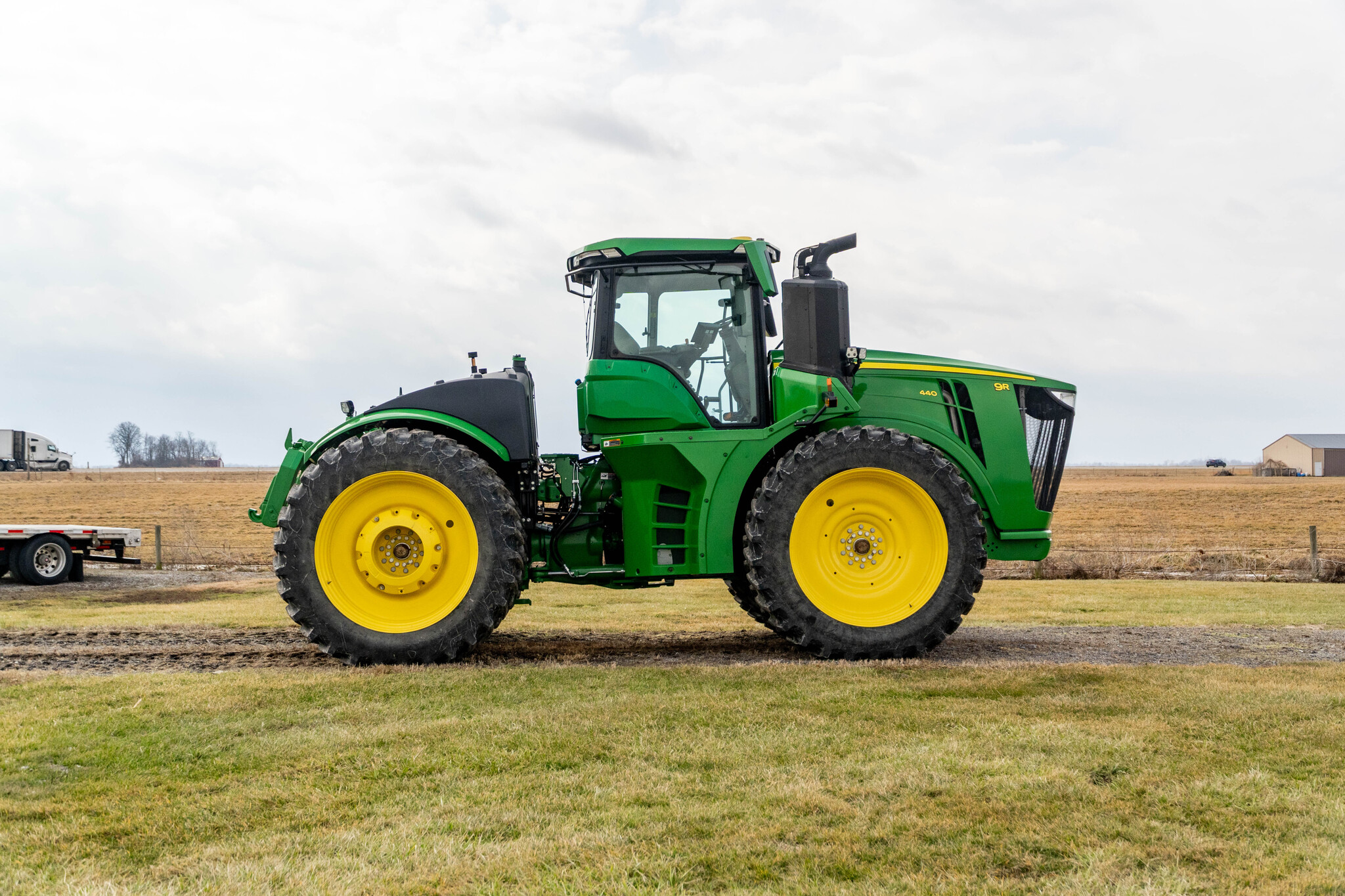 Used 2024 John Deere 9R 440 Articulated 4WD Tractors at Koenig Equipment in Greensburg, IN - PhotoXL5