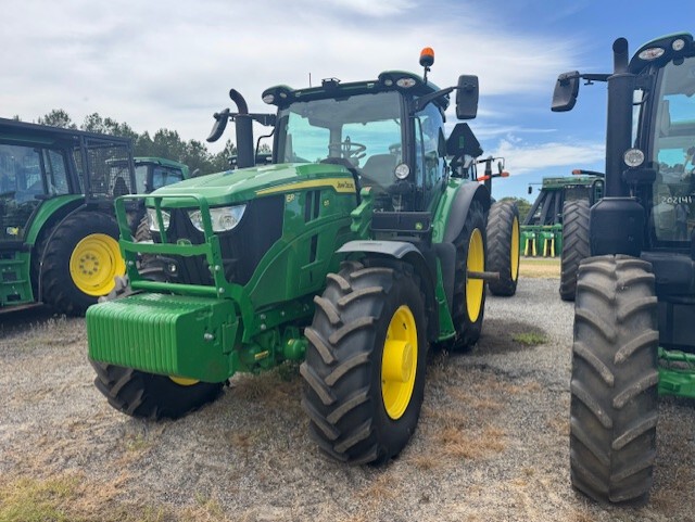 2023 John Deere 6R 155 Image 1