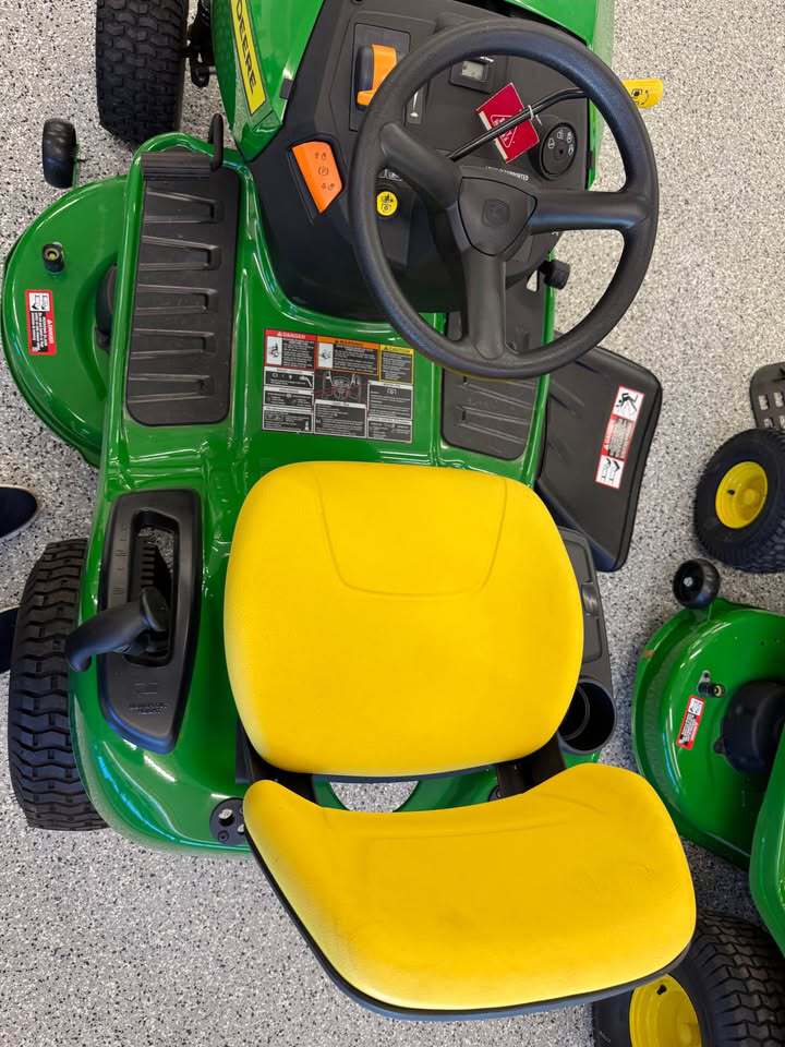 2024 John Deere S120 Image 3
