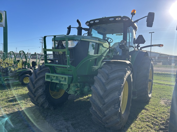 Used 2023 John Deere 6R 195 Row Crop Tractors at Horizon Ag & Turf in Wetaskiwin, AB - Photo2