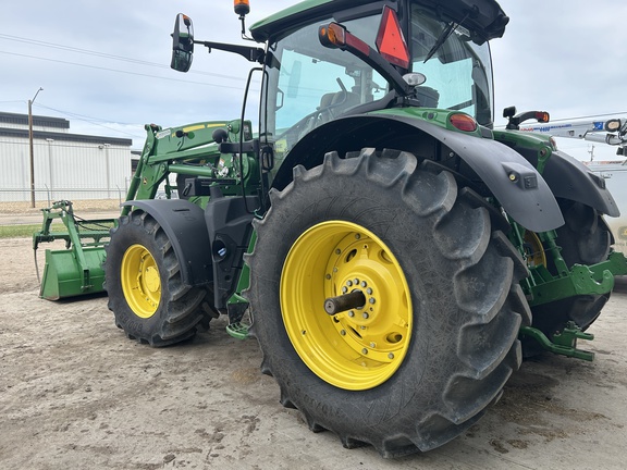 Used 2023 John Deere 6R 195 Row Crop Tractors at Horizon Ag & Turf in Wetaskiwin, AB - Photo4