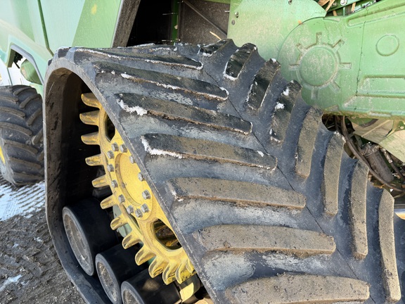 2024 John Deere X9 1100 - Photo15