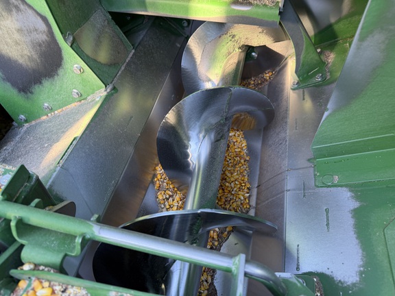 2024 John Deere X9 1100 - Photo43