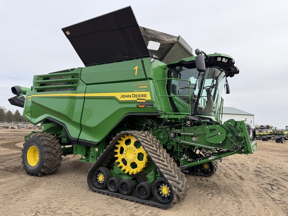  John Deere X9 1100