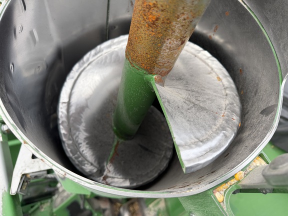 2024 John Deere X9 1100 - Photo42