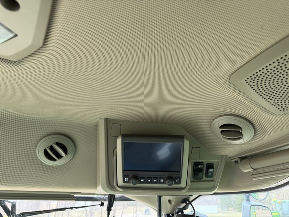 2024 John Deere X9 1100 - Photo46