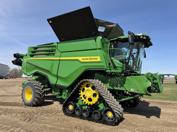 John Deere X9 1100