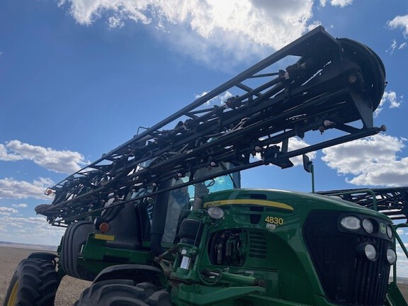 2012 John Deere 4830