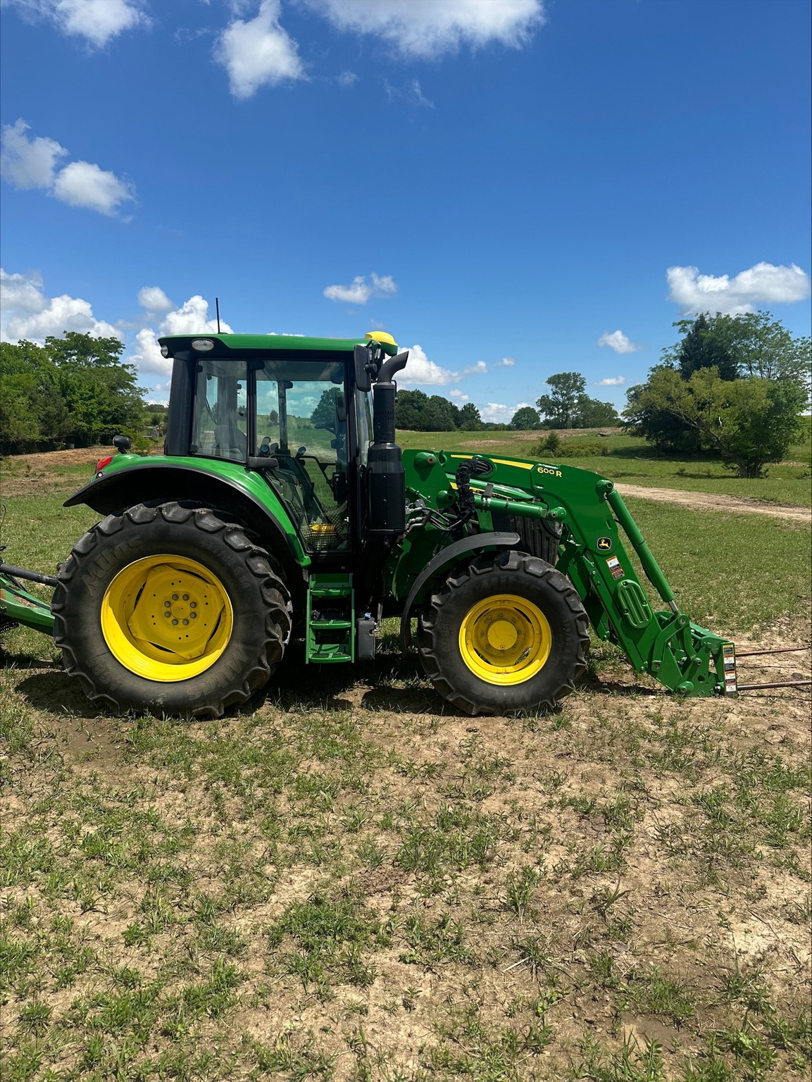 2021 John Deere 6110M Image 6