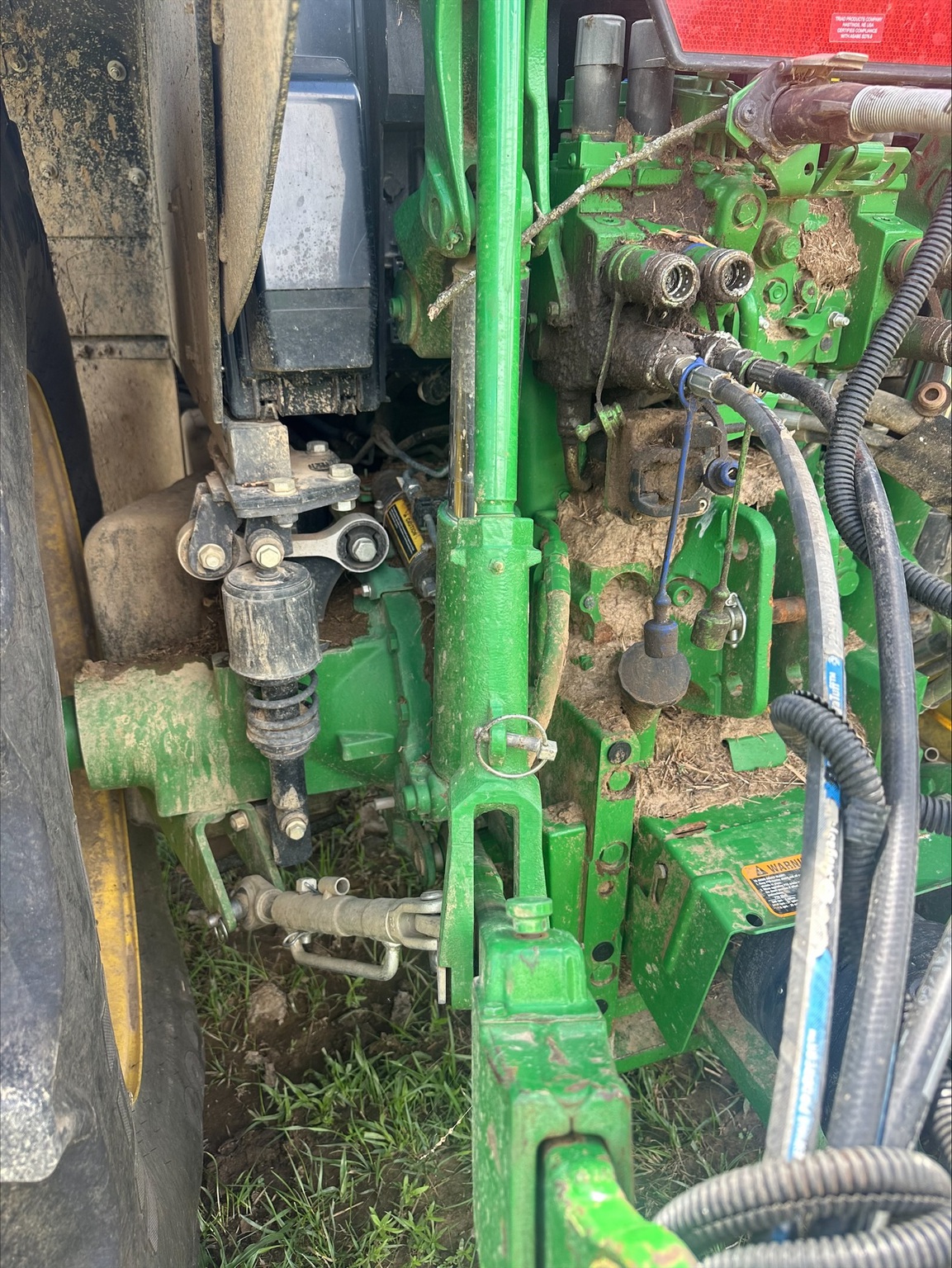 2021 John Deere 6110M Image 12
