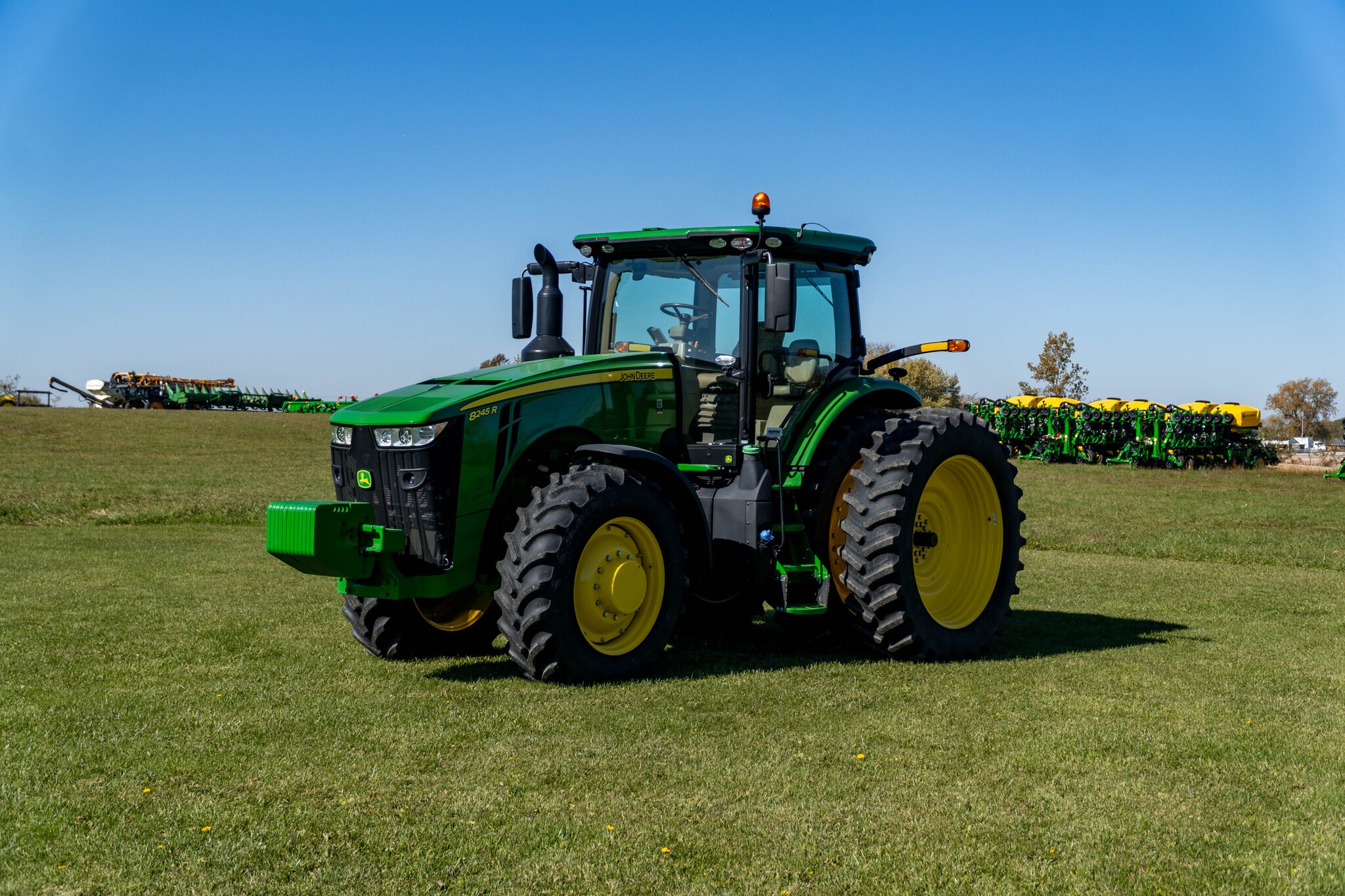 Used 2018 John Deere 8245R Row Crop Tractors at Koenig Equipment in Anna, OH - PhotoXL0