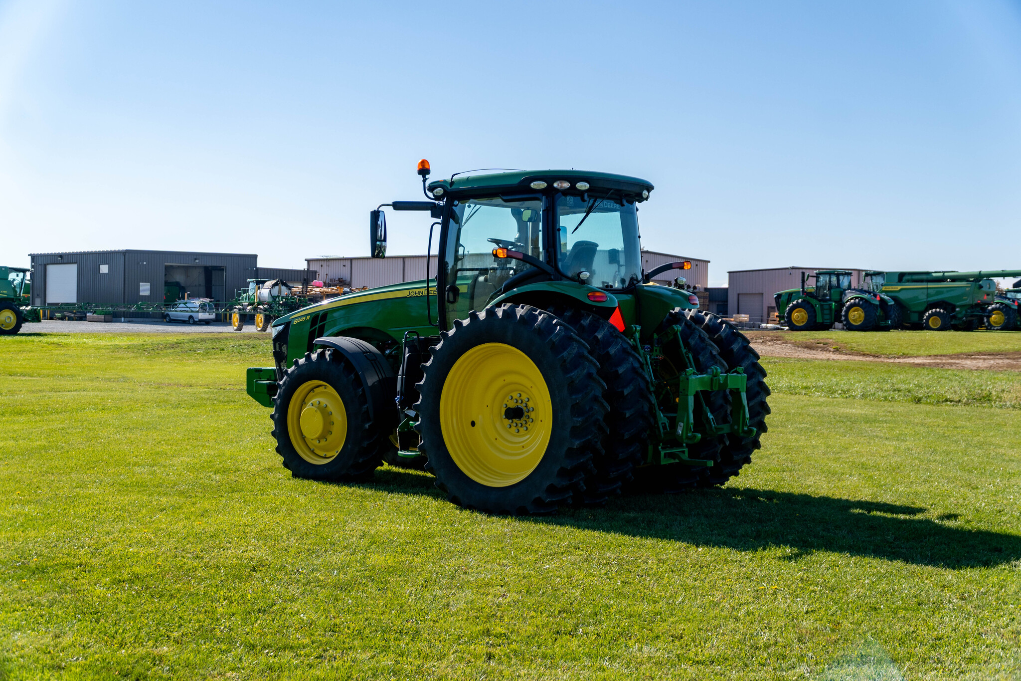 Used 2018 John Deere 8245R Row Crop Tractors at Koenig Equipment in Anna, OH - PhotoXL2