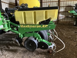 2013 John Deere 1770NT Image 2