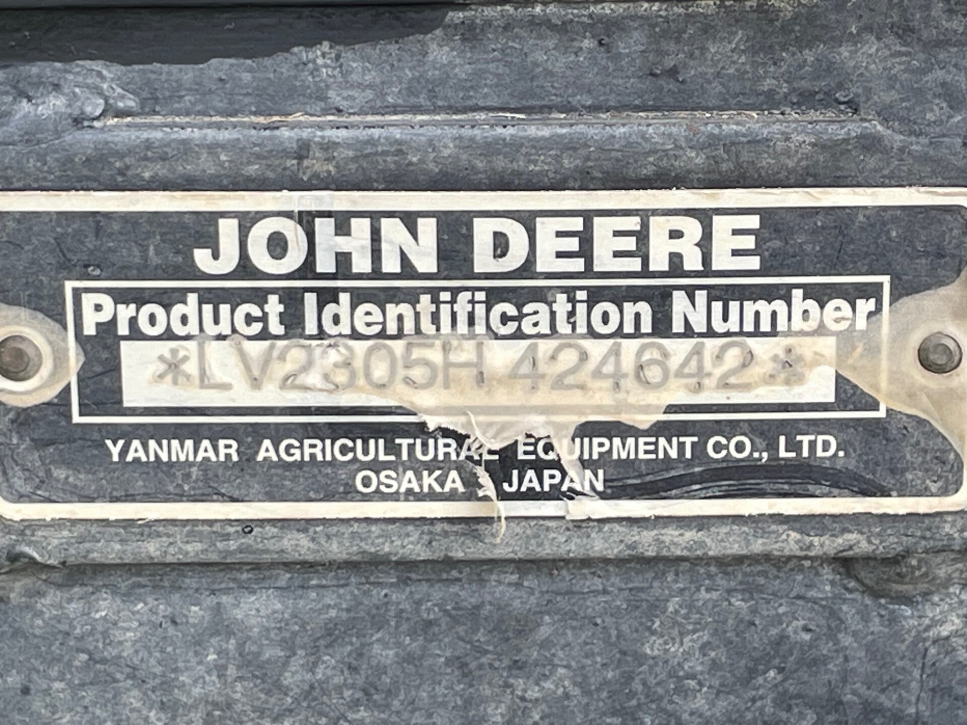 2008 John Deere 2305 Image 6