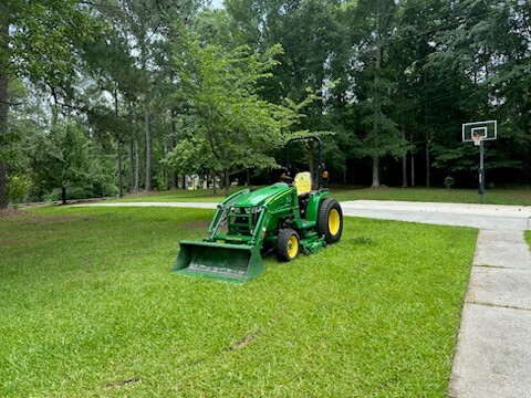 2018 John Deere 3033R