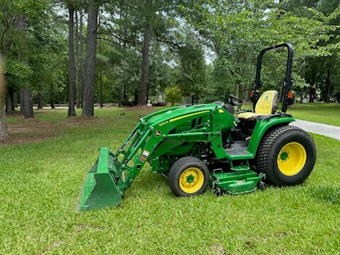 2018 John Deere 3033R