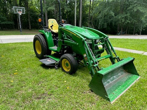 2018 John Deere 3033R